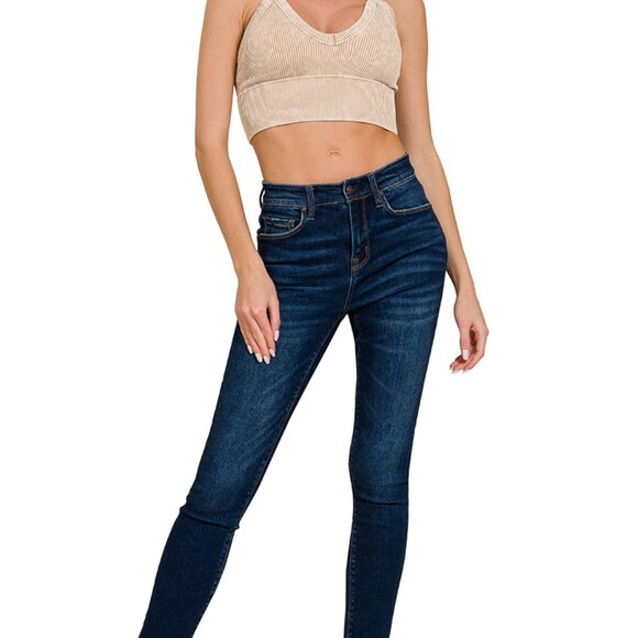 ✨NWT Zenana Washed V Neck Seamless Cropped Bra Top‎ - Picture 3 of 3